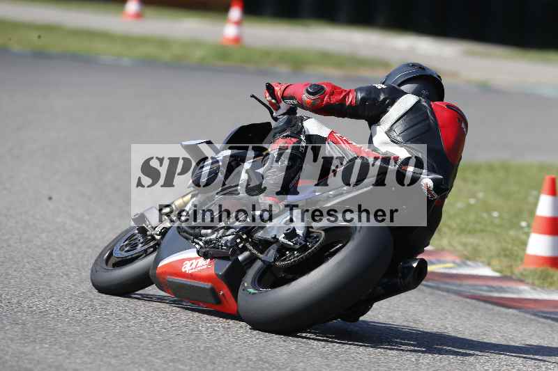/44 09.08.2025 Plüss Moto Sport ADR/Freies Fahren/backside